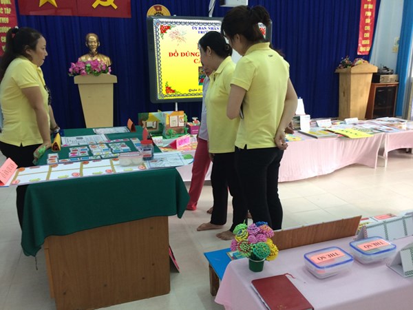 HỘI THI LÀM ĐDĐC06.JPG